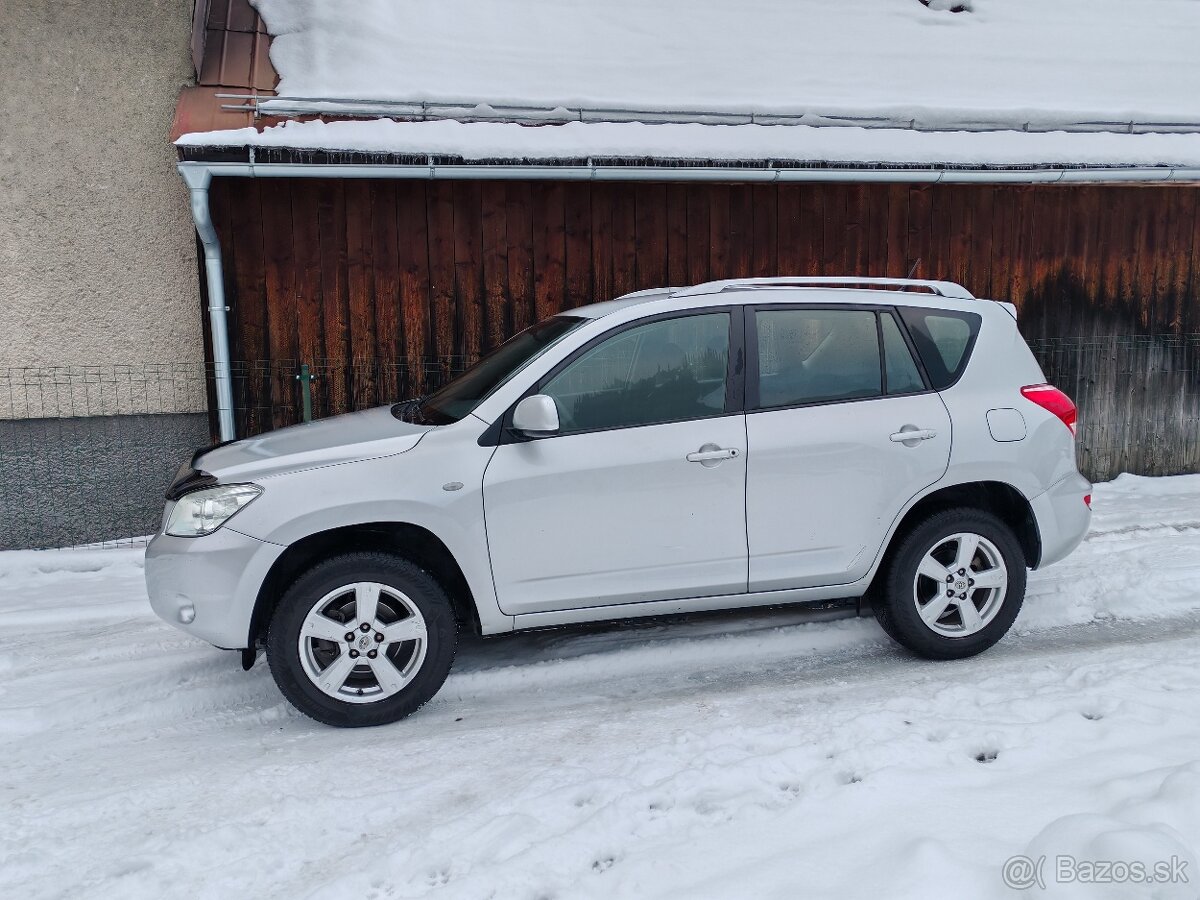 Rav4 2,2 100kw Taliansko - 8