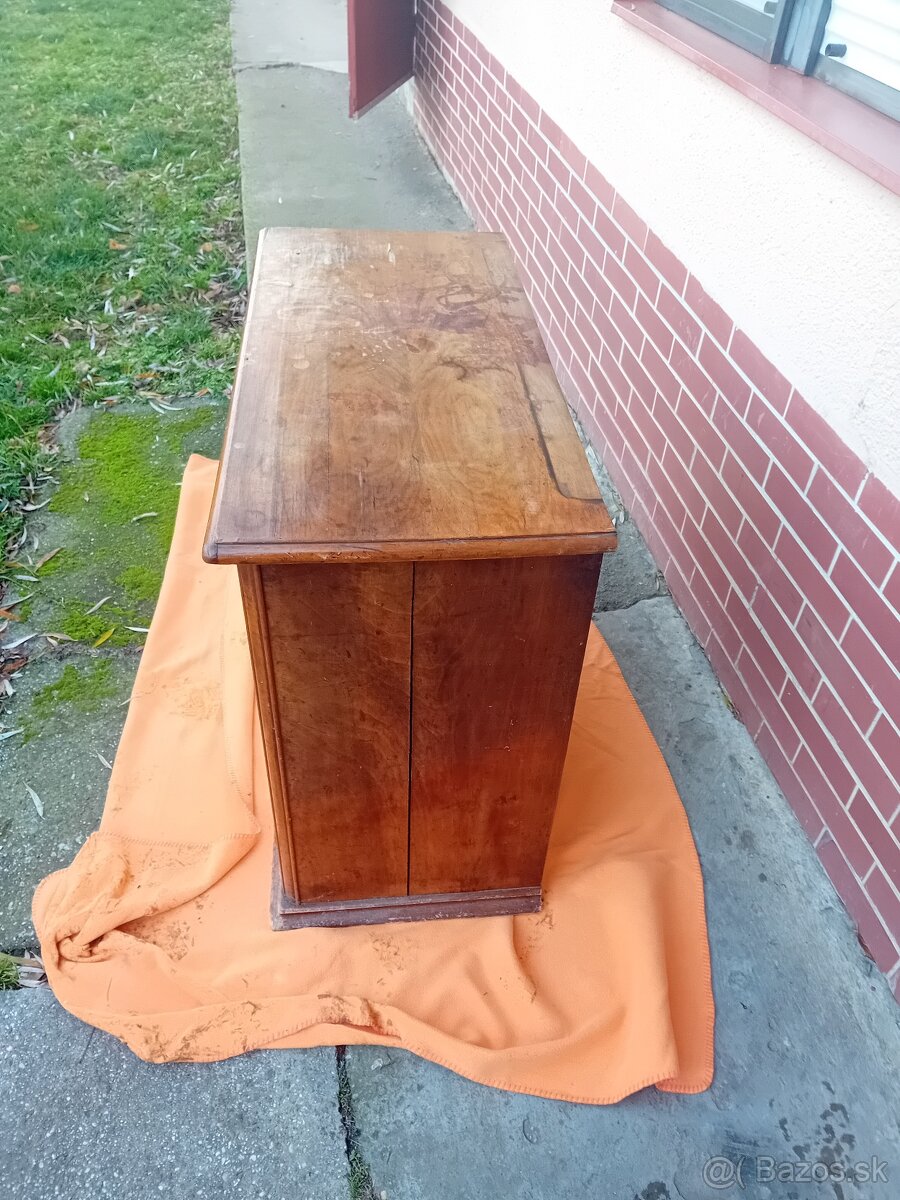 Starozitny nabytok - 8