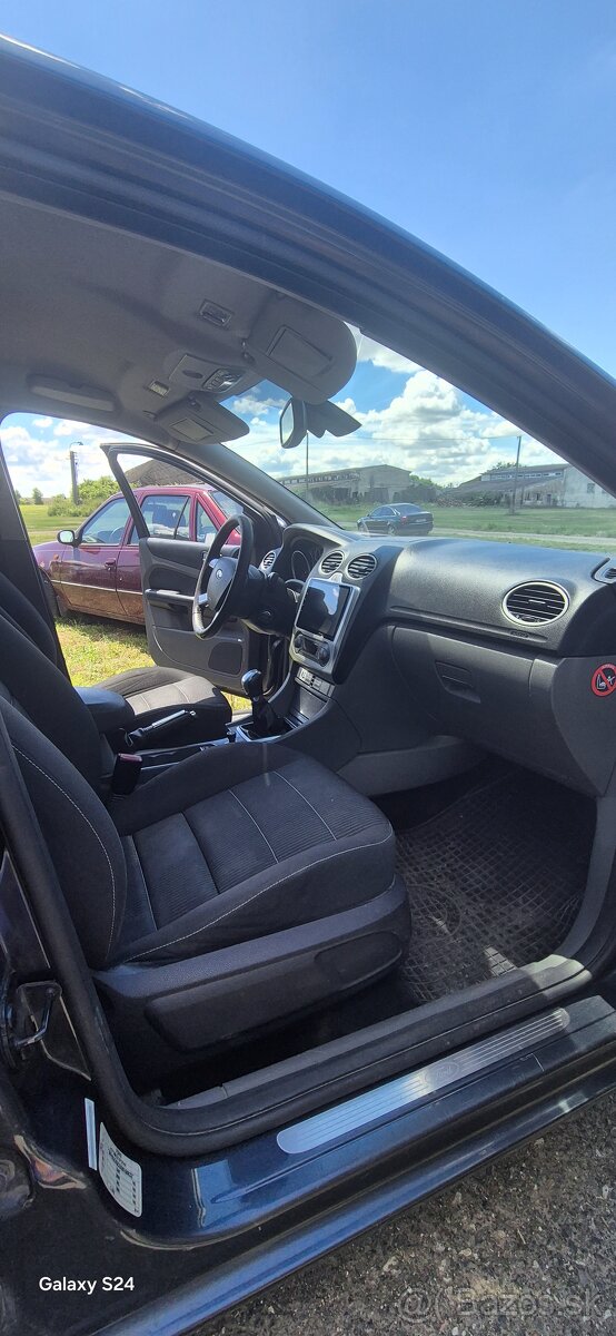 Ford Focus kombi 1.6 Tdci - 8