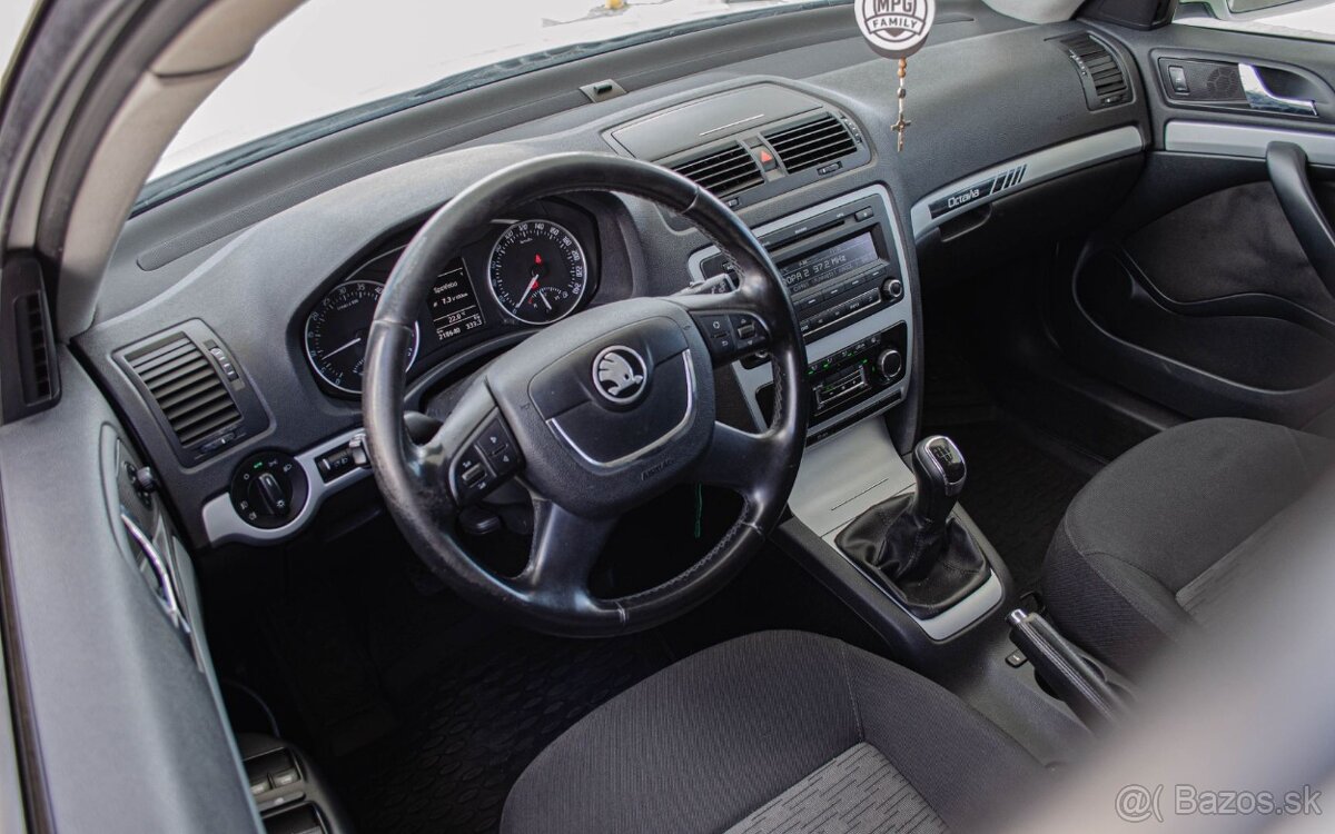 Škoda Octavia 1.6 TDI 2011 - 8