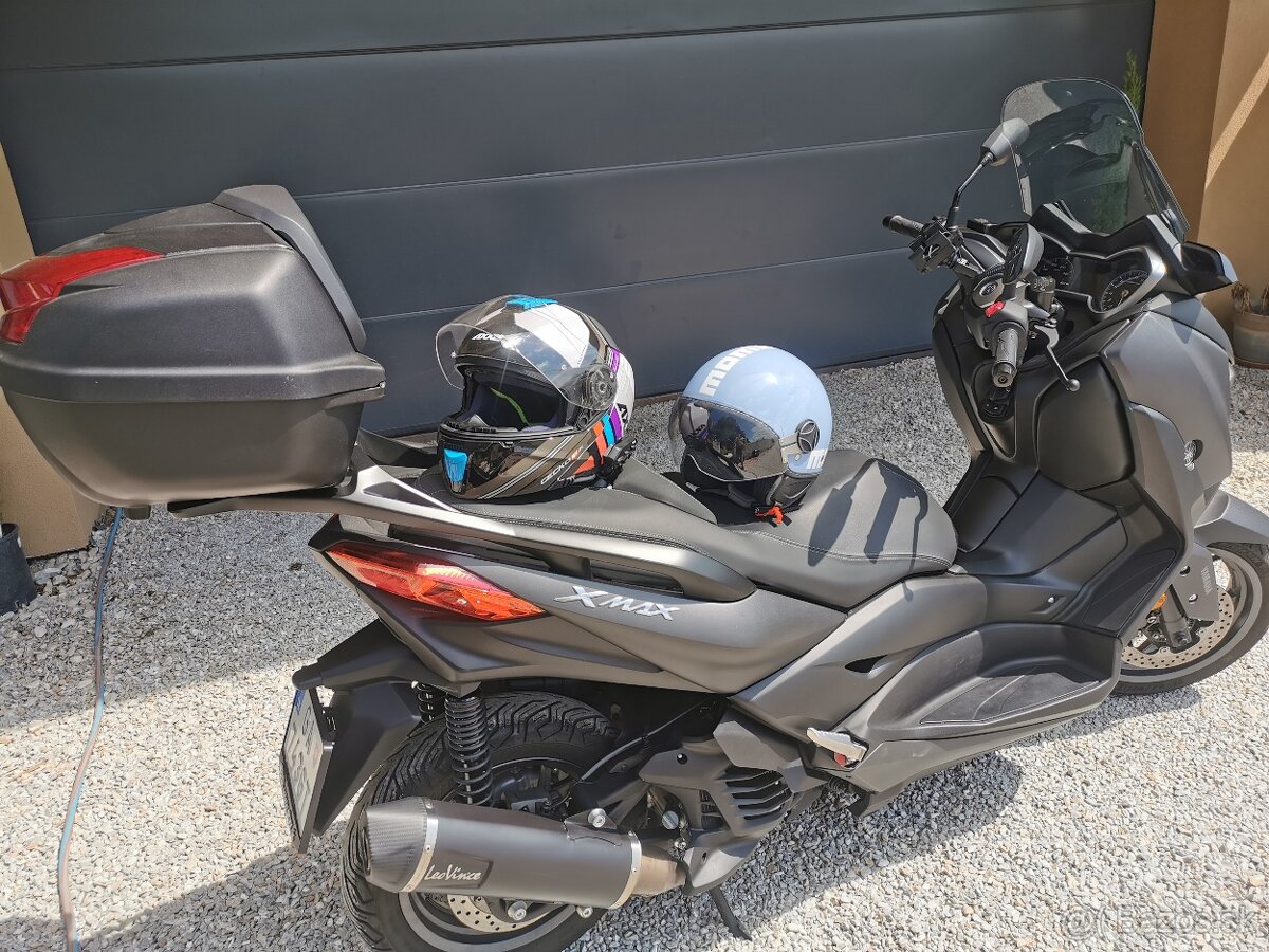 YAMAHA X MAX 125 - 8
