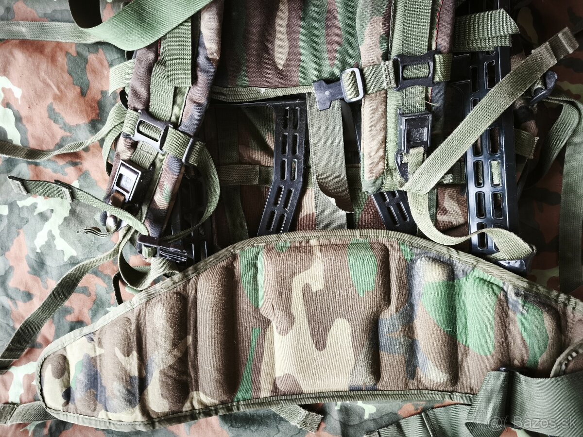 US ARMY batoh woodland - 8