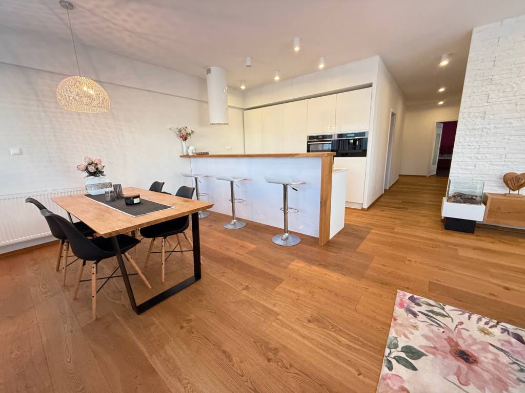 TO-krásny a veľký 4-izbový byt 132,5m2 s loggiou,COLORHAUSE - 8