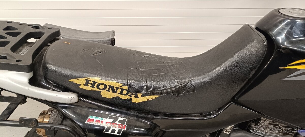 Honda NX 500 Dominator - 8