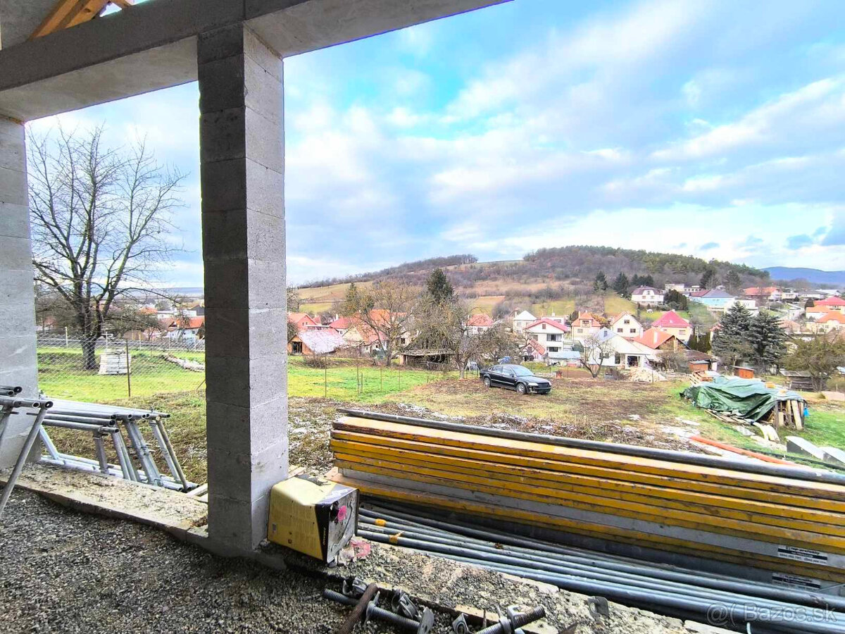 ‼️REZERVOVANÉ‼️ ROZOSTAVANÝ DOM, PREDAJ - VEĽKÉ KRŠTEŇANY‼️ - 8