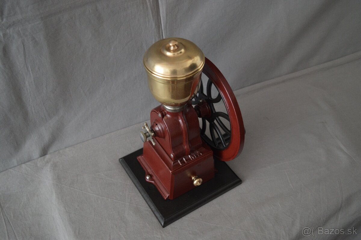 Mlynček na kávu Elma - 8