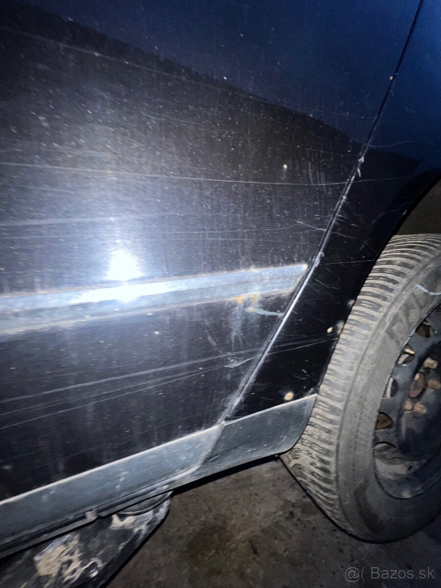 Zadne dvere Passat b6 combi čierna - 8