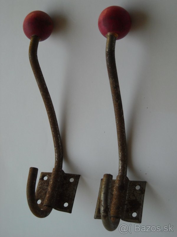 Kovania,úchytky catalin a iné - 8