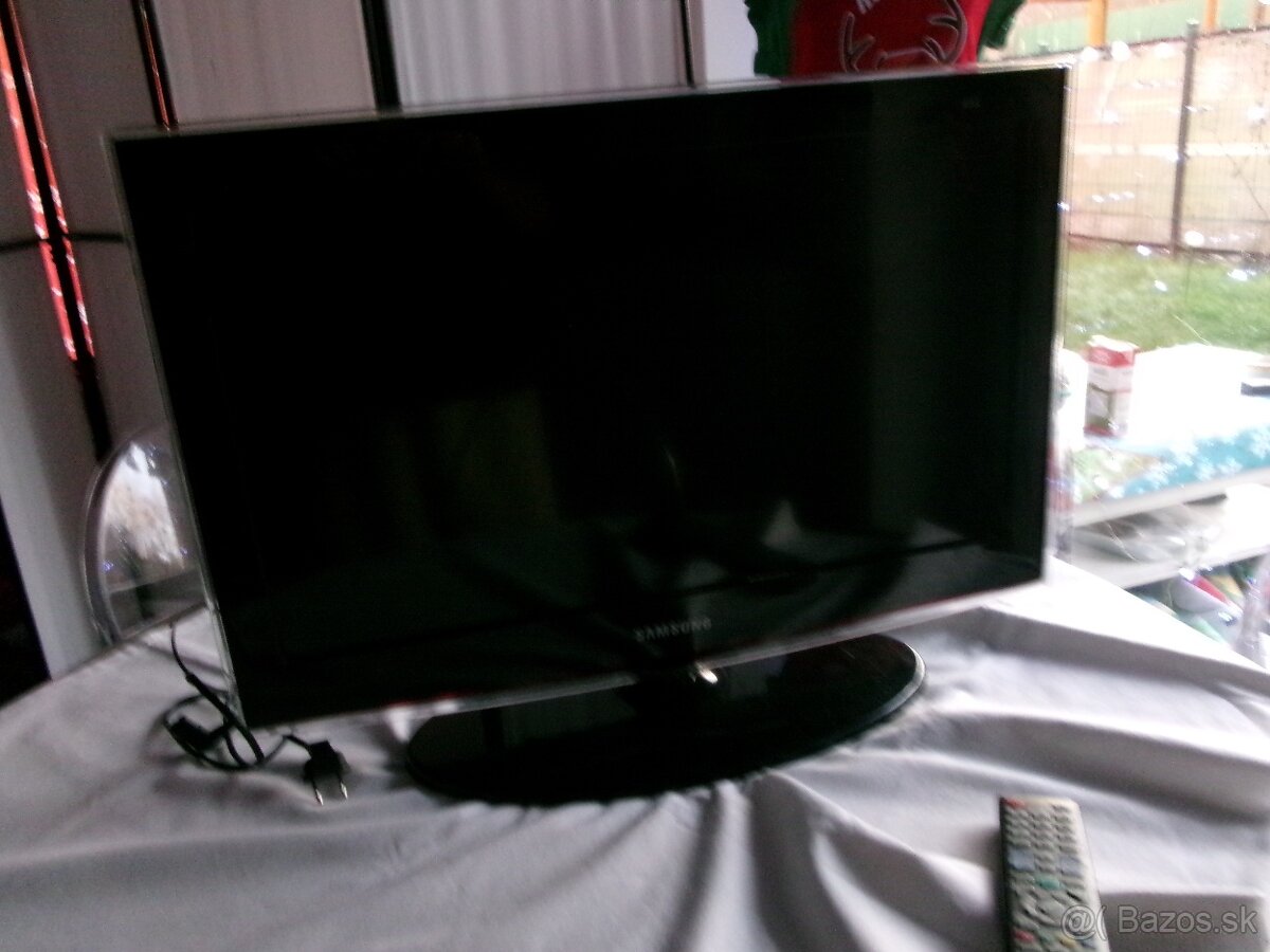 televízor SAMSUNG LCD TV 26 - TOP stav - 8
