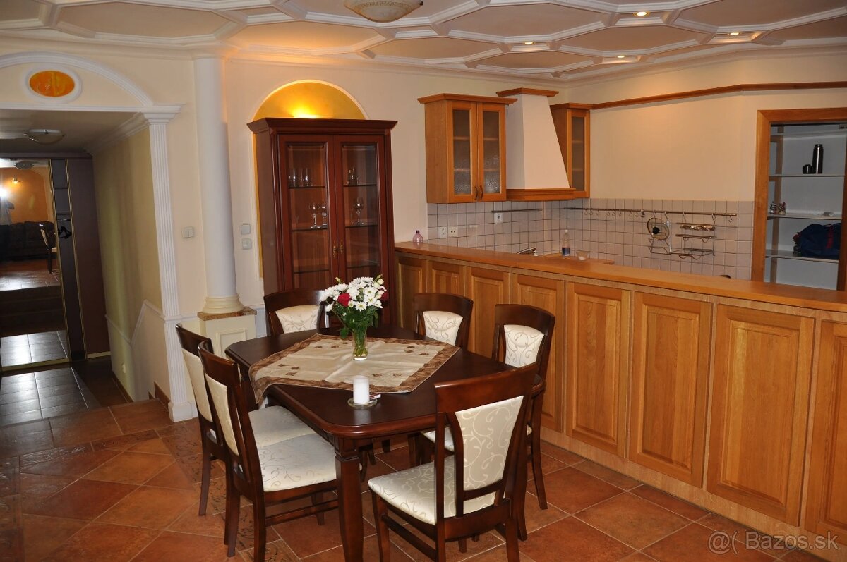 Realitný kancelária REALADR s.r.o. - 8