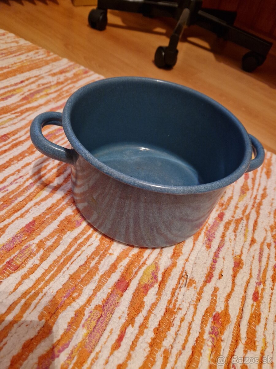 Smaltovane hrnce, pekace, kanvicky - 8