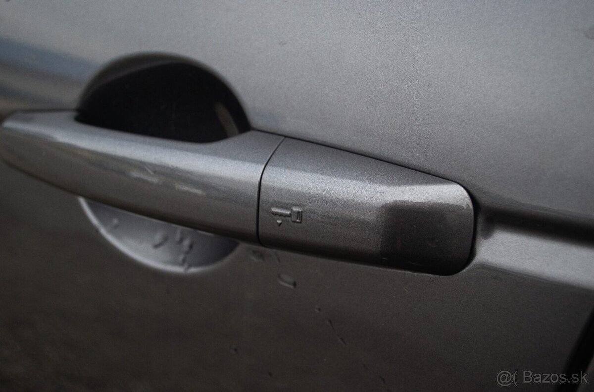 Land Rover Discovery Sport 2.0L TD4 SE AT - 8