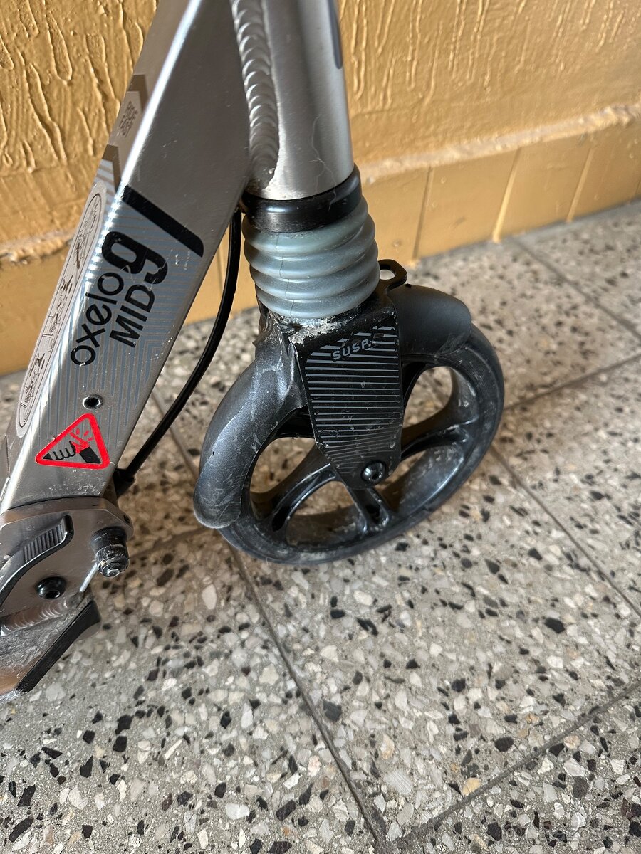 Kolobezka Oxelo Mid9 - 8