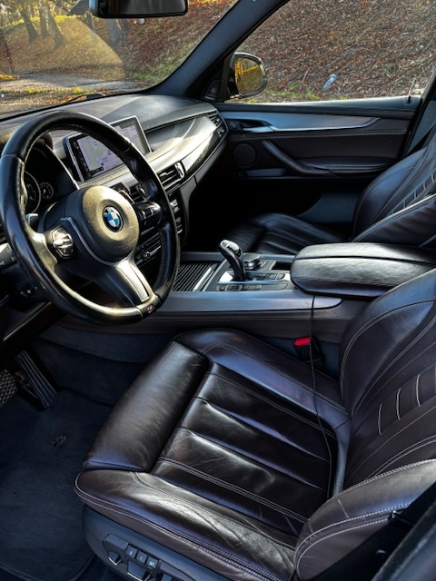 Predám BMW X5 4.0d 230kW - 8