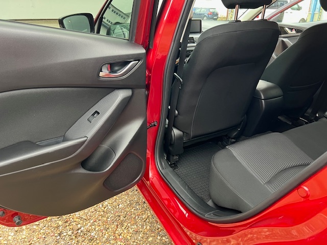 Mazda 3 Hatchback 121kW Manuál - odpočet DPH - 8