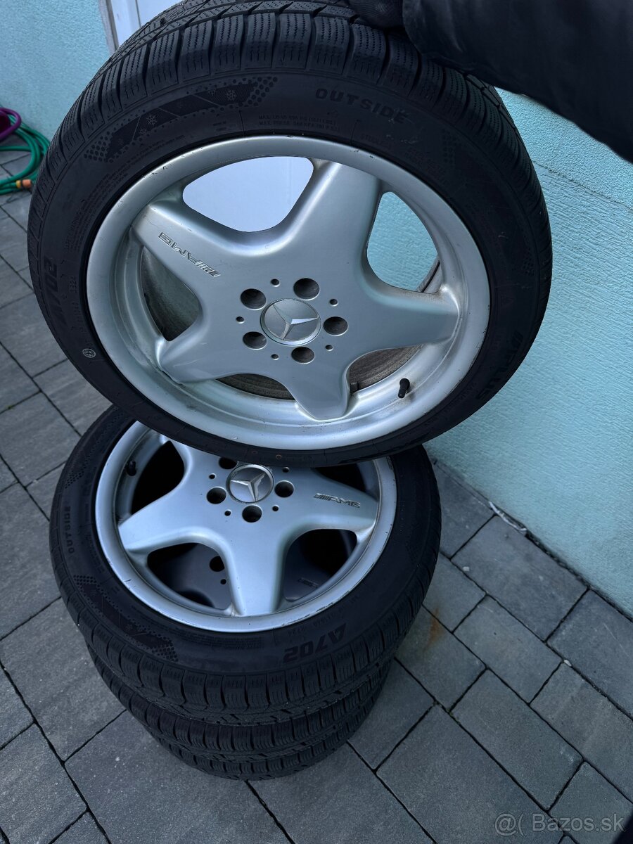 Mercedes AMG r17 - 8