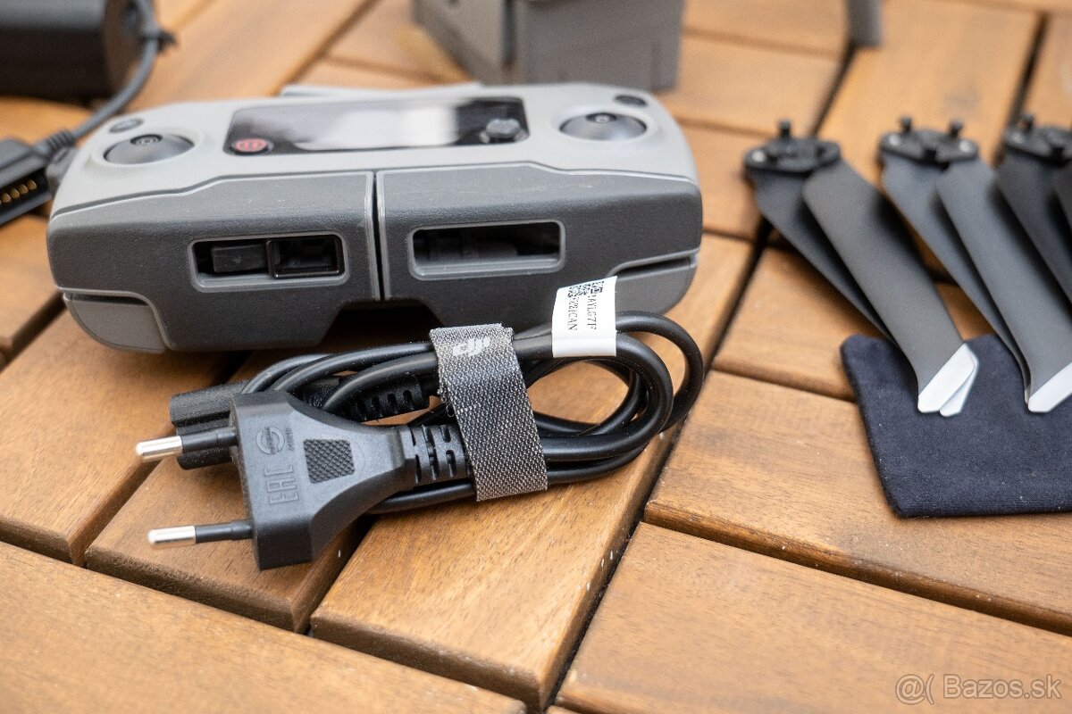 Dji Mavic 2 Pro + príslušenstvo + brašňa - 8