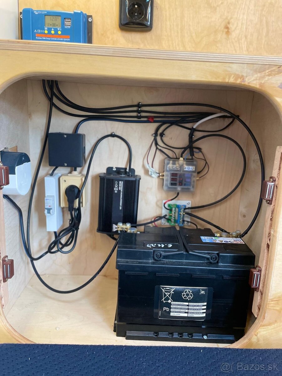 Obytný príves, mini karavan - 8