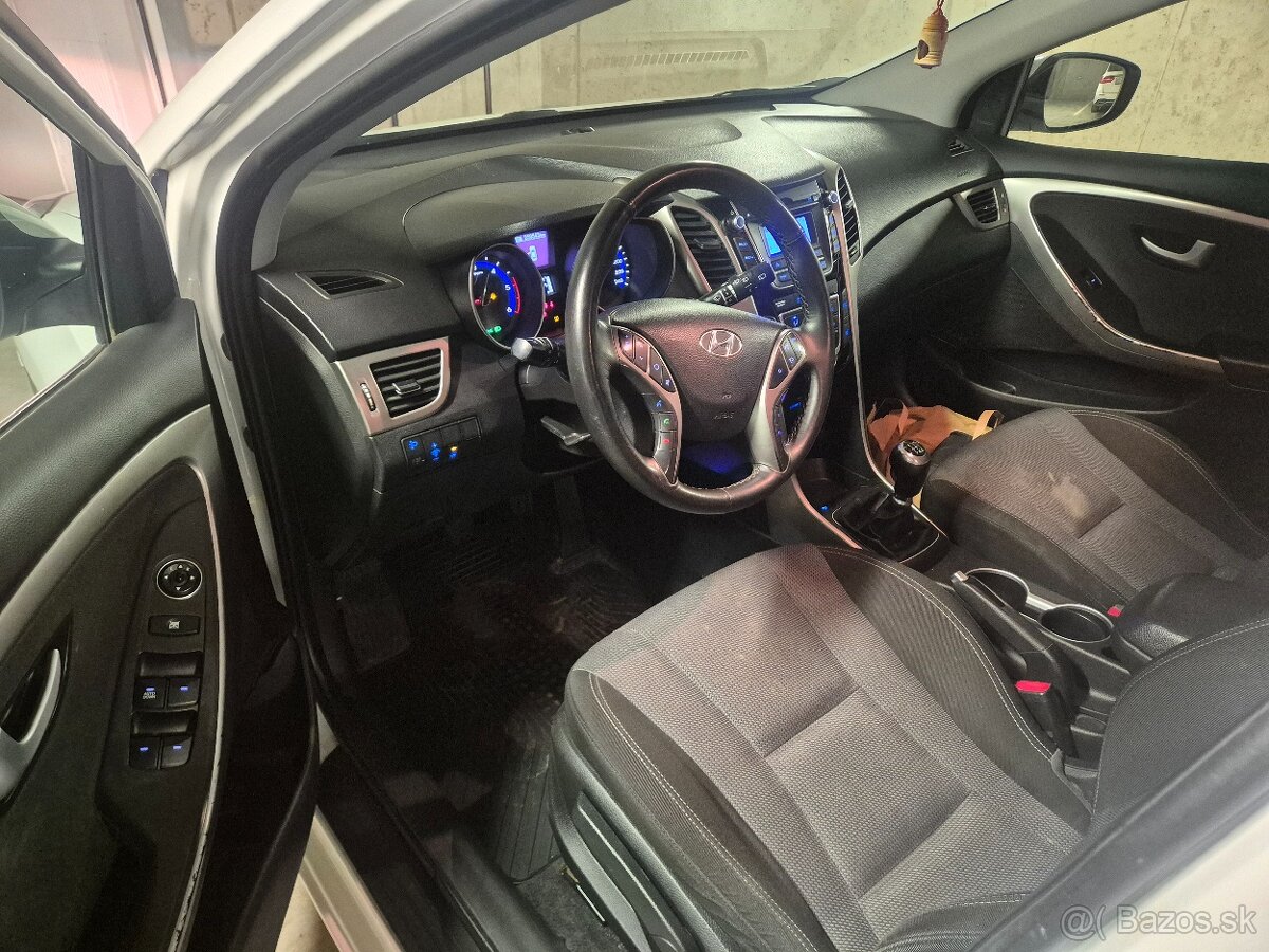 Hyundai i30 cw 1.6 CRDi (2017) - 8