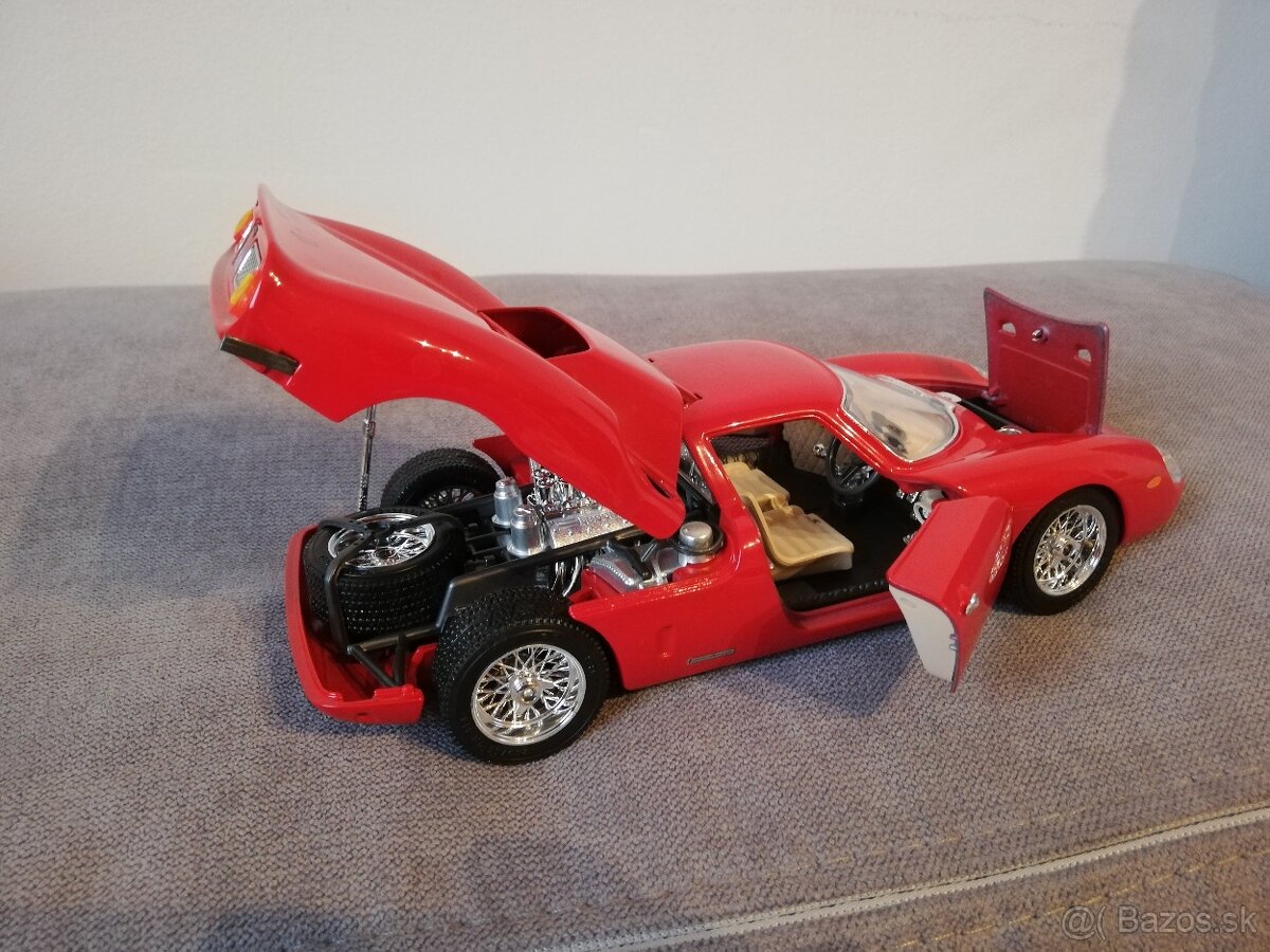 1:18 FERRARI 250 LeMans - 8