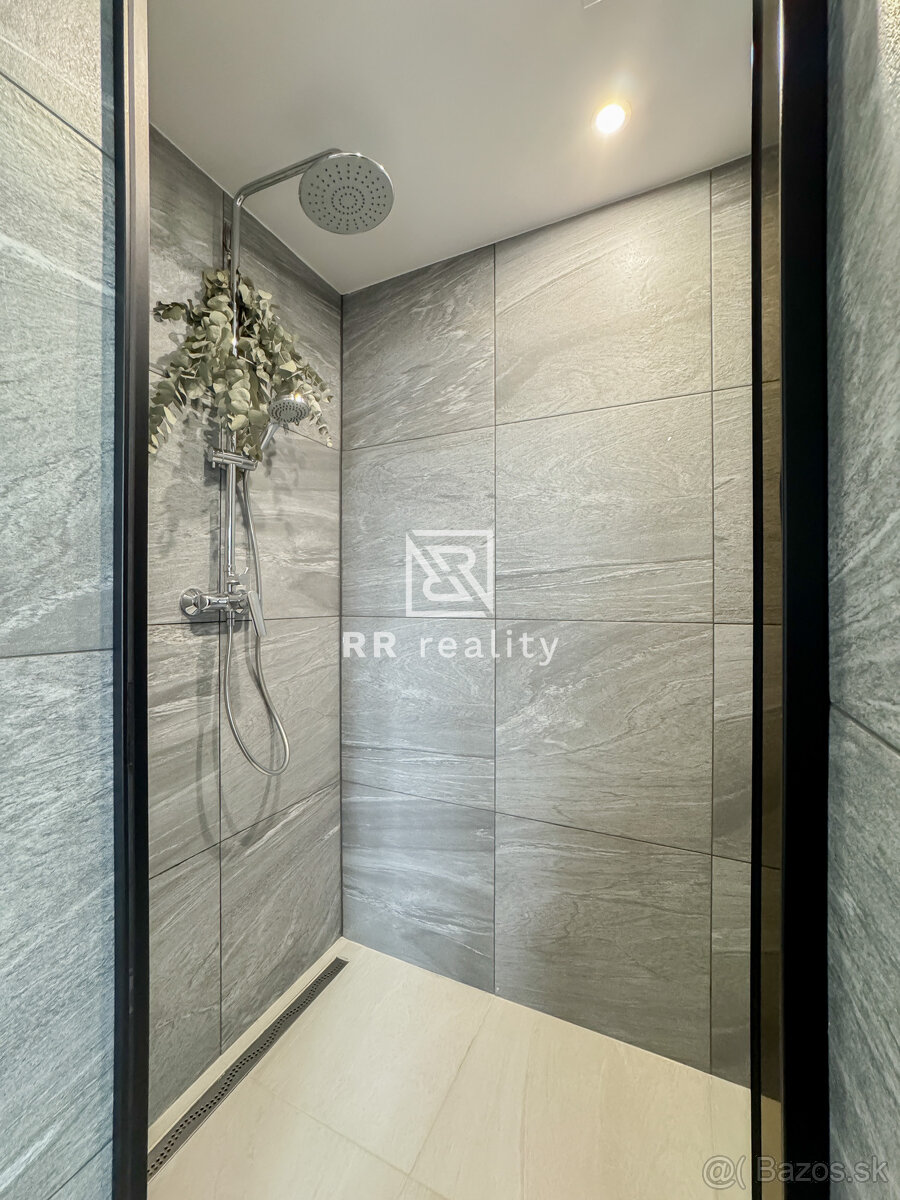 Zariadená moderná novostavba 4i RD - Cestice 14 min od KE - 8