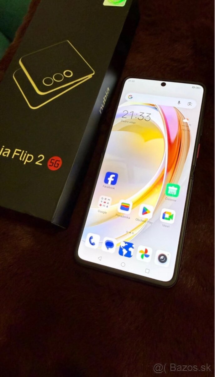 ZTE Nubia Flip 2 - 8