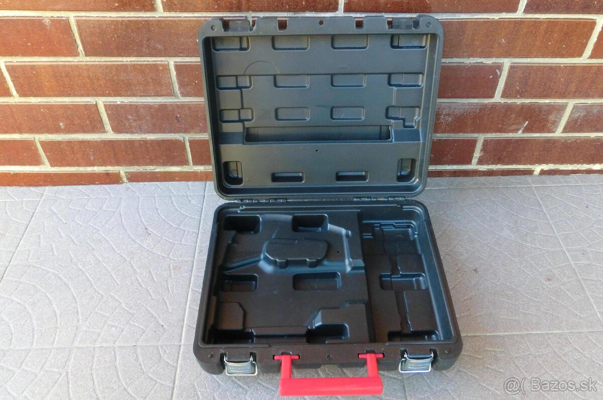 Kufrík Bosch a Graphite . - 8