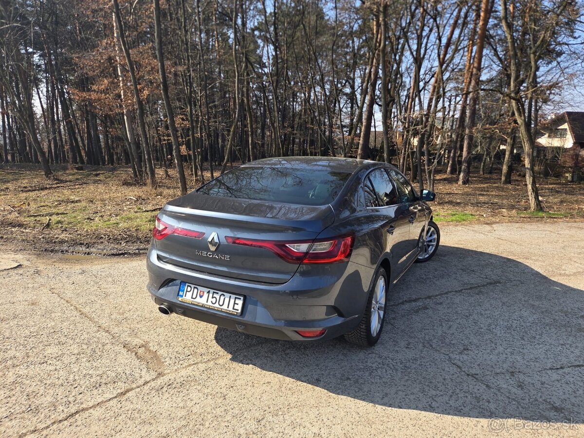 RENAULT MEGANE 2017 - 8