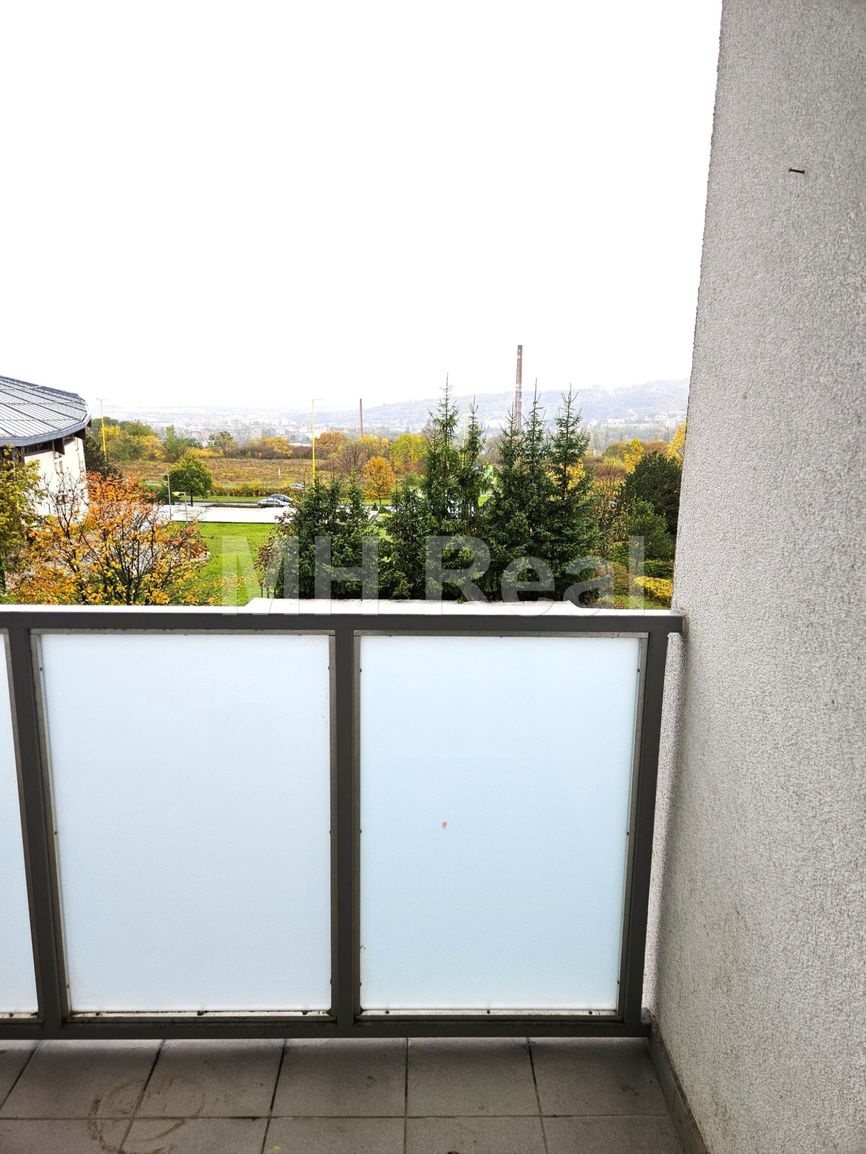 BUDAPEŠTIANSKA - Ťahanovce čiastočne zrek. 4 iz. byt - 8