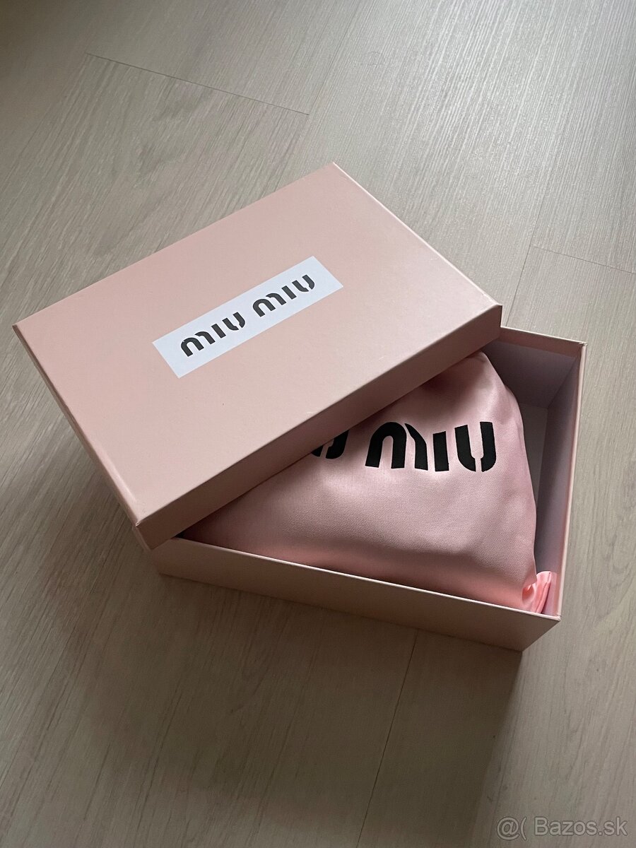 Čierna kabelka miu miu wander - 8