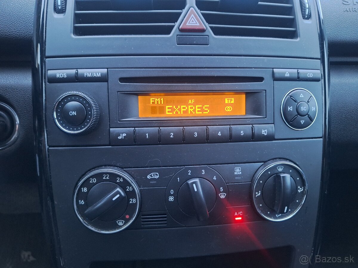 MERCEDES A 2.0 DIESEL AUTOMAT KLÍMA ŤAŽNÉ - 8