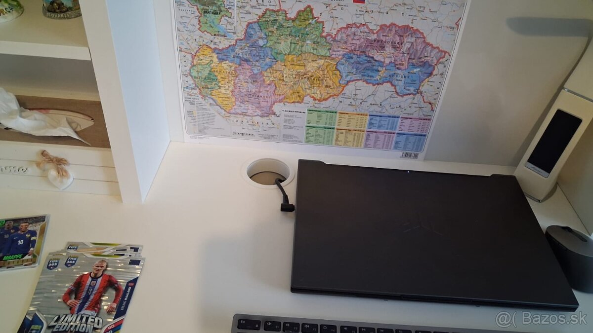 IKEA Micke - detsky pisaci stol - 8