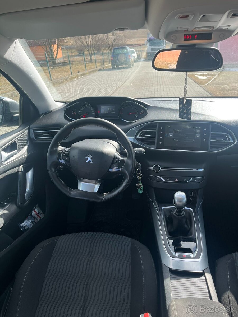 PEUGEOT 308 SW 2.0HDi 110kw - 8