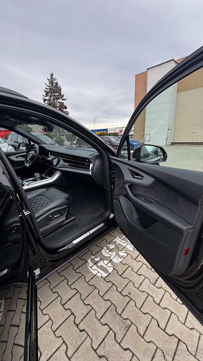 Predám Audi Q7 - 8