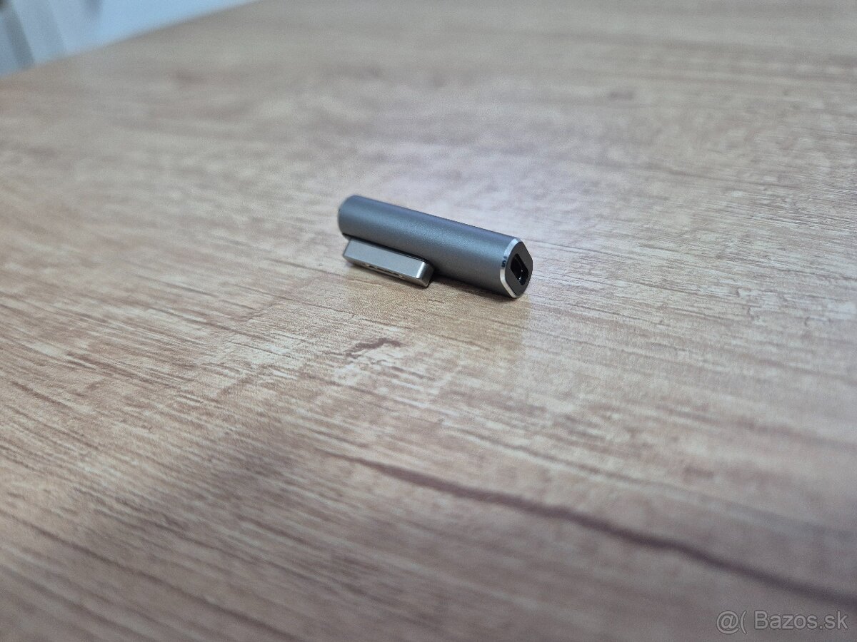 MacBook Air (13-inch, 2017) /Intel Core i5/8GB RAM/128GB SSD - 8