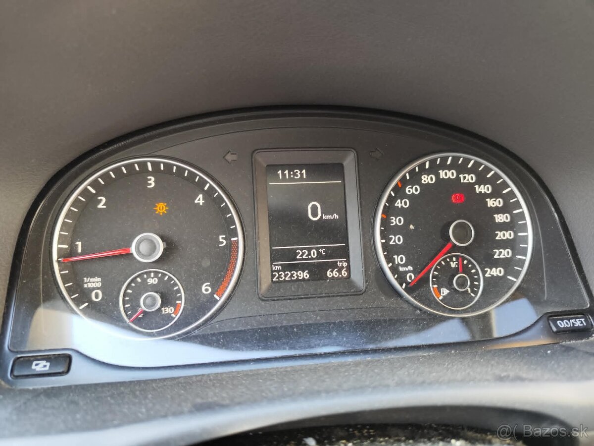 VW Touran 1.6 TDI M6 - 8