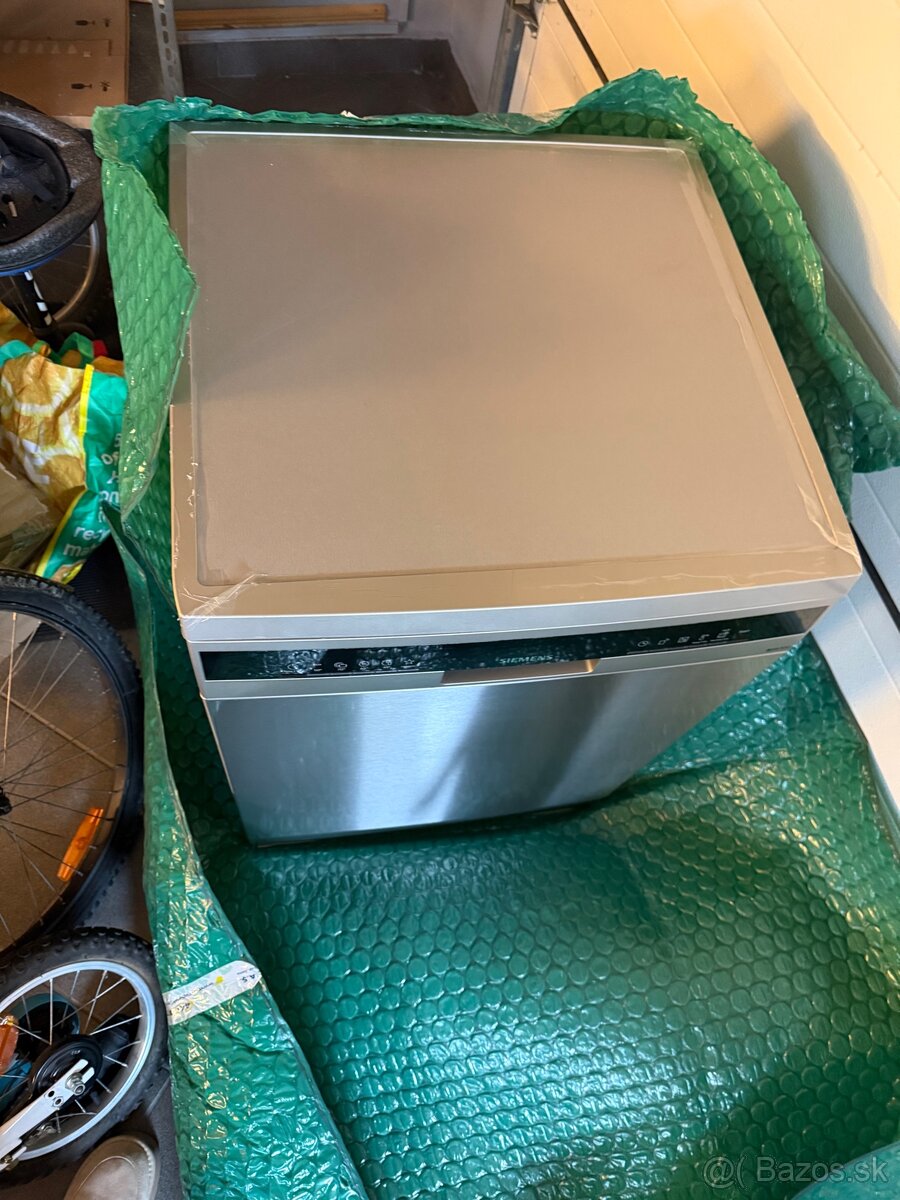 Umývačka riadu Siemens iQ300 - 8