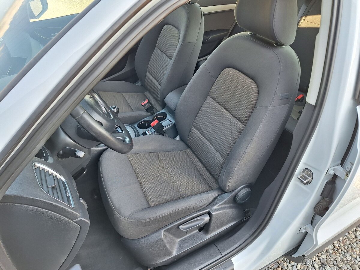 Audi Q3, 2,0TDi TOP STAV, 1.majitel - 8