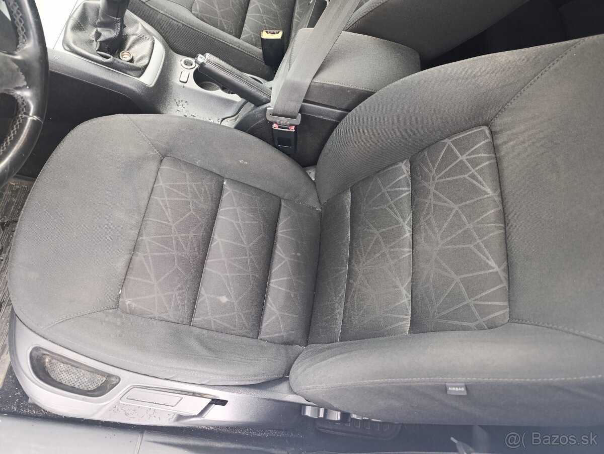 Predám škoda Octavia 2 facelift sedan - 8