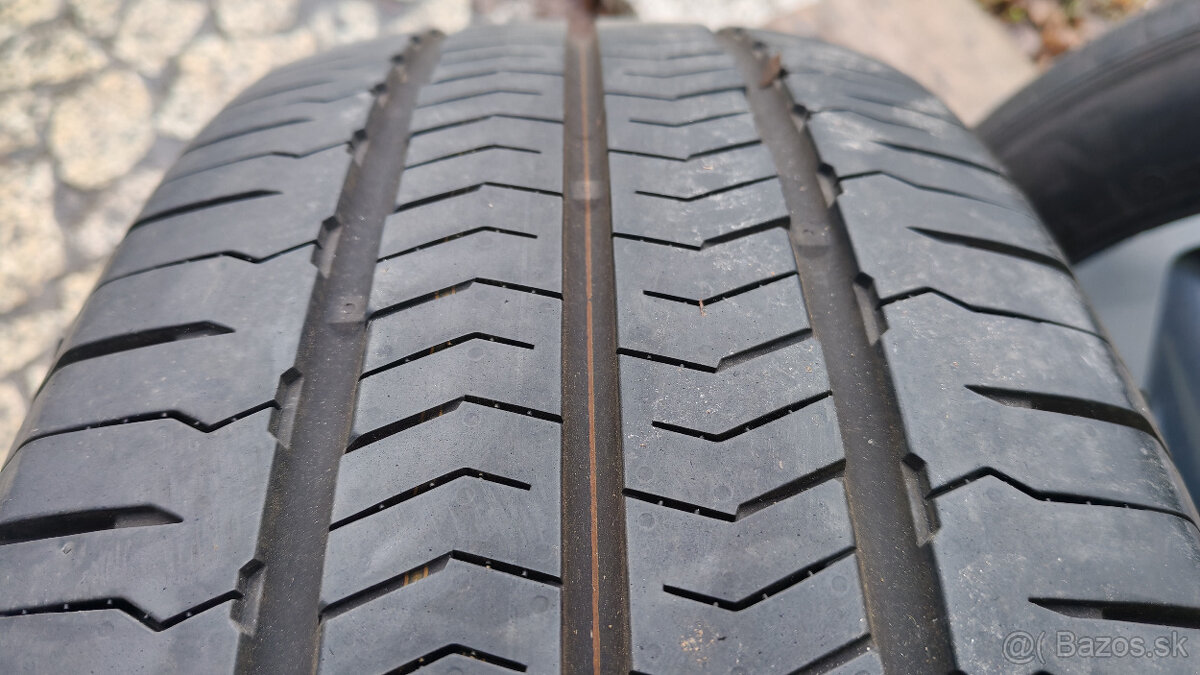 6x139,7 R18 --- HYUNDAI STARIA - 8