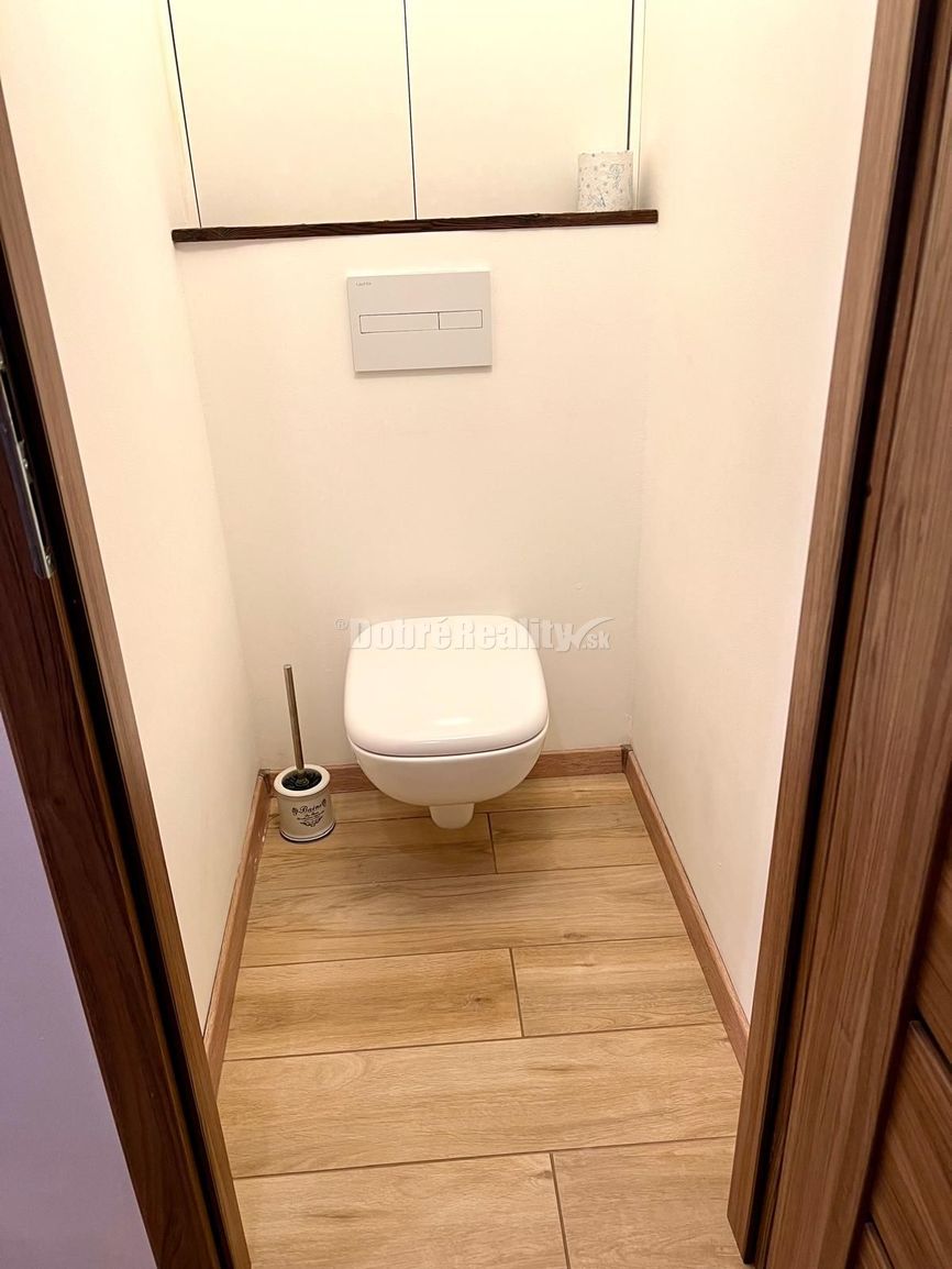 3 izbový byt s dvoma balkónmi v top lokalite - 8