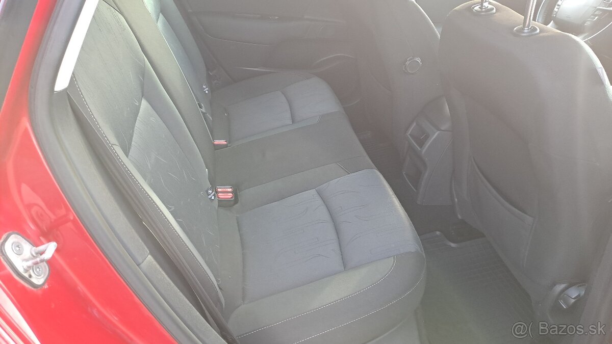 Citroen C4 II 1.6 16V - 8