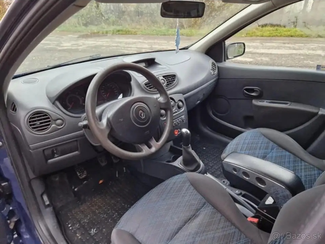 Renault Clio 1.5 dCi - 8