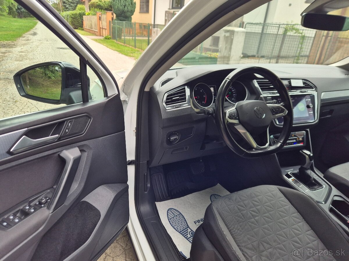 ===Volkswagen Tiguan=== - 8