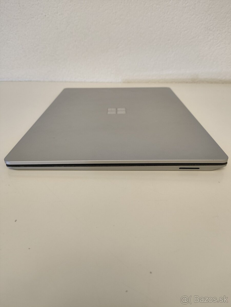 Microsoft Surface Laptop 4 | Intel Core i5 11. gen • 16 GB R - 8