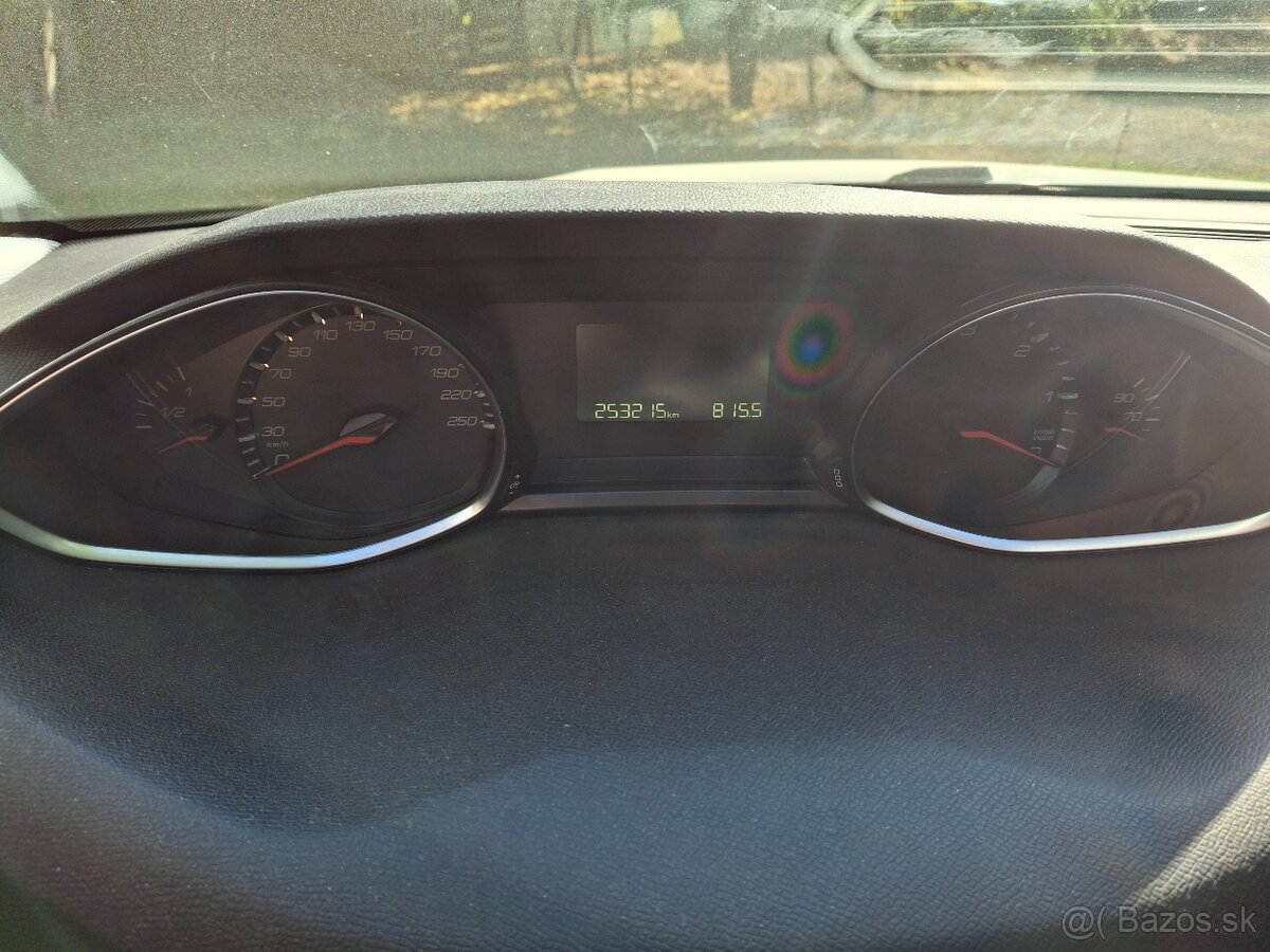 Peugeot 308 sw 1.5 75kw - 8