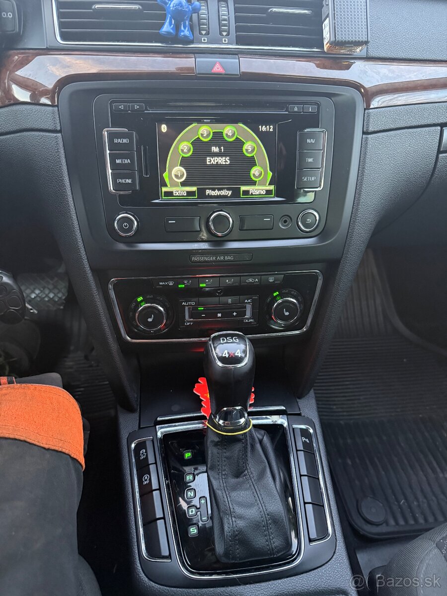 Skoda superb 2.0 TDi DSG 4x4 - 8