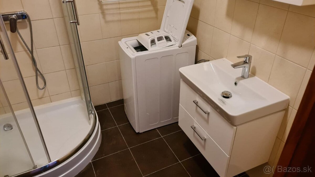 Prenájom menšieho 2-izb.bytu v RD, Petržalka - 8