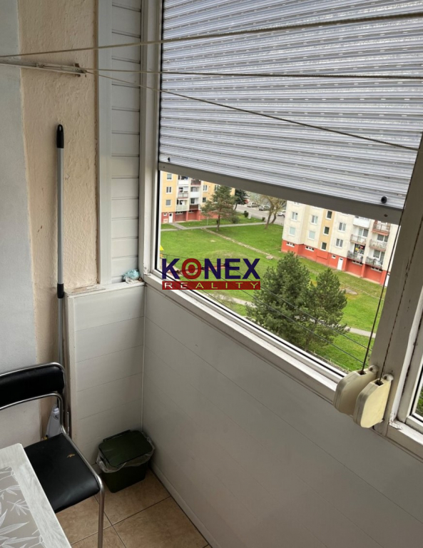 Na predaj kompletne zariadený 3-izbový byt v Snine - 8