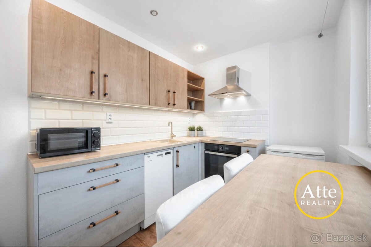 Na predaj: Útulný 3-izbový byt s loggiou, Poľná ulica - 8